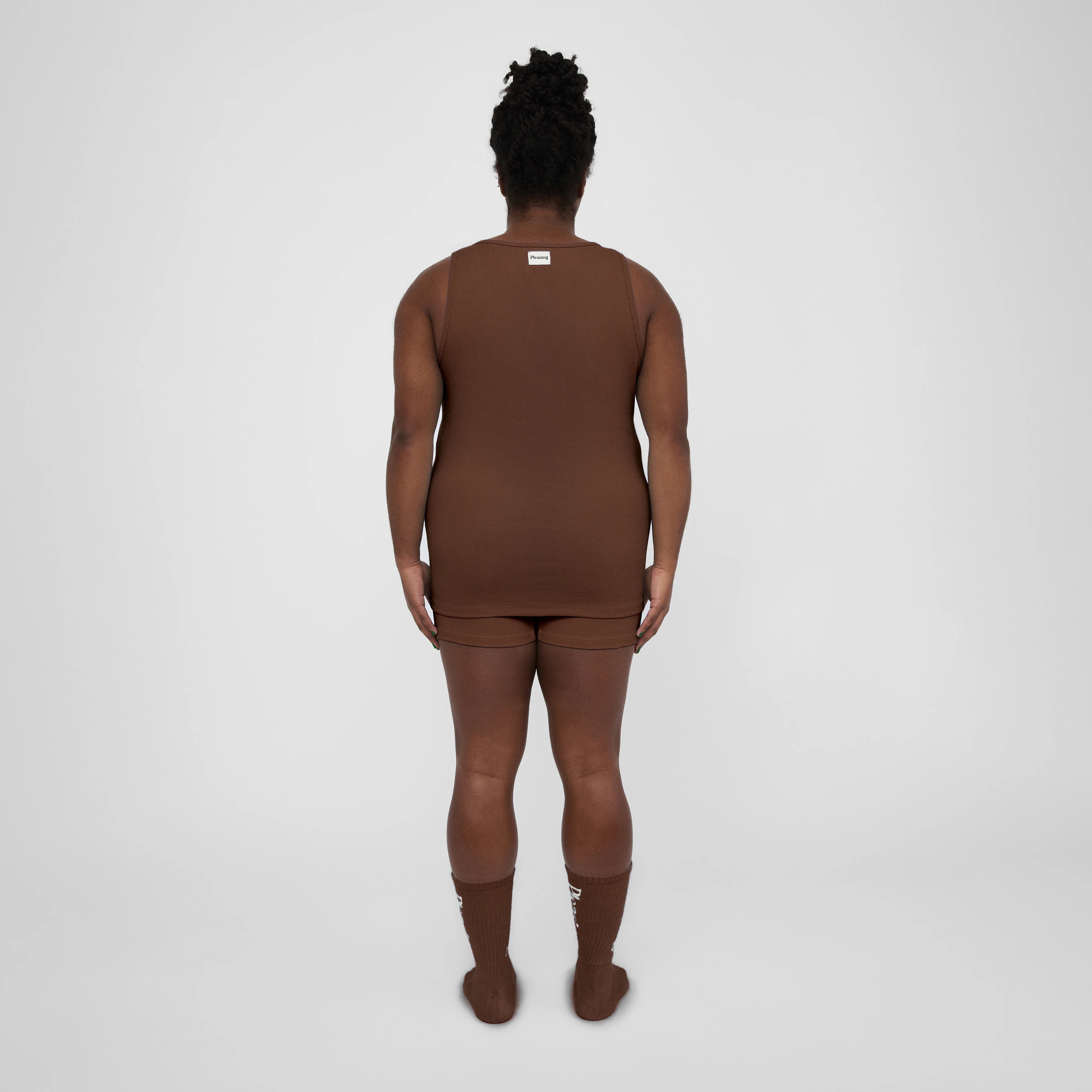 The Pleasing Ribbed Tank in Brown - Image 27