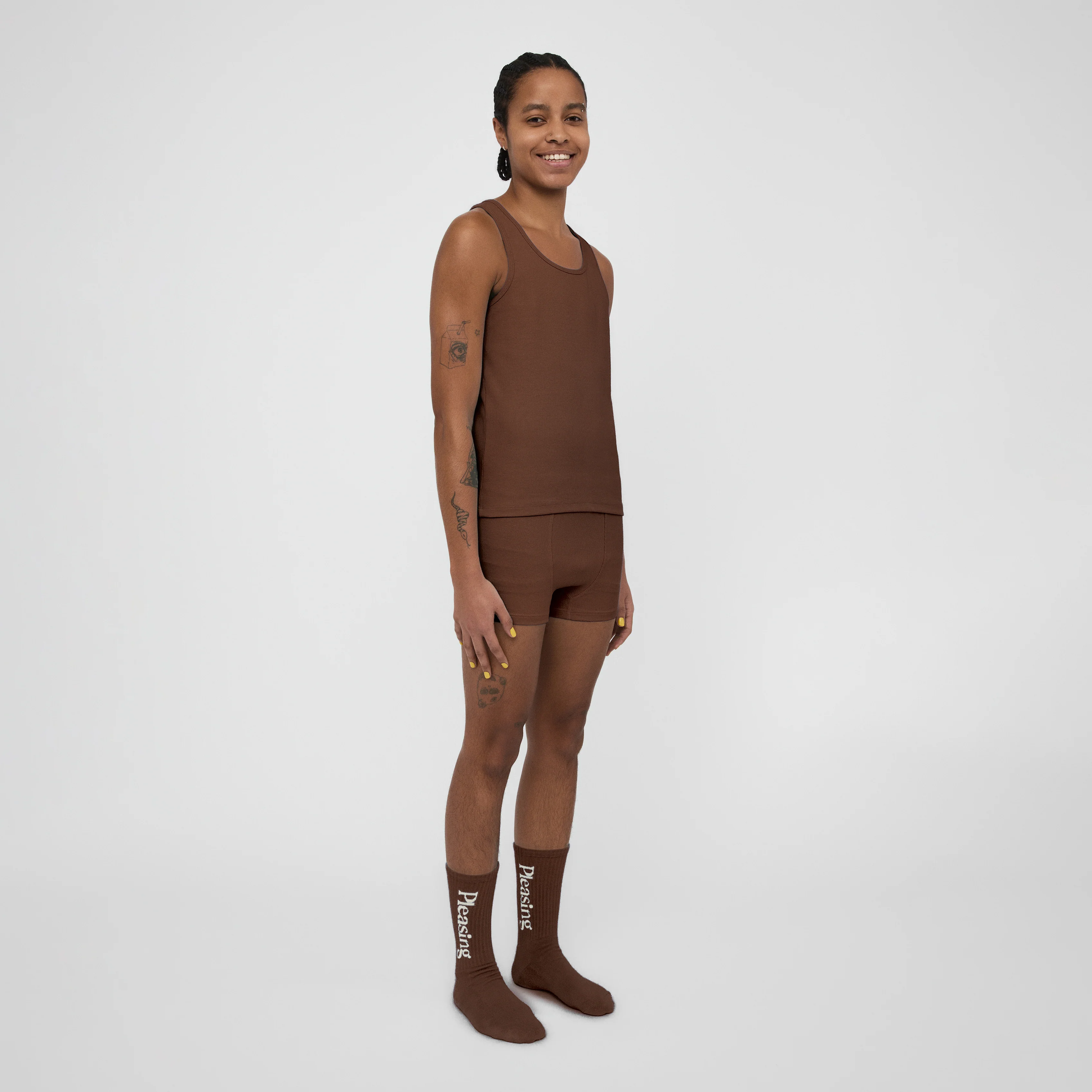 The Pleasing Ribbed Tank in Brown - Image 9