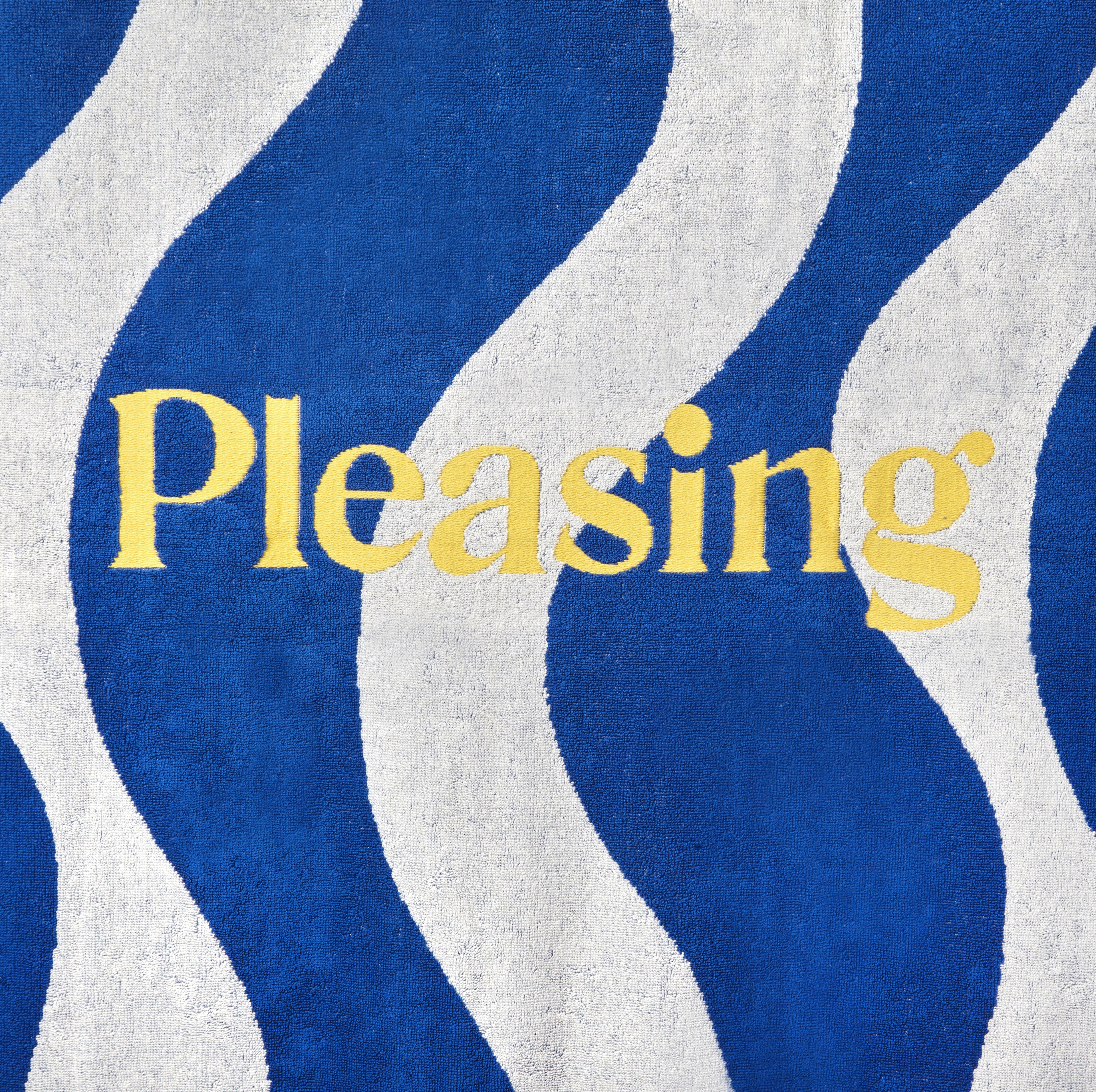 The Extra Huge Pleasing Towel in Deep Blue Sea - Image 2
