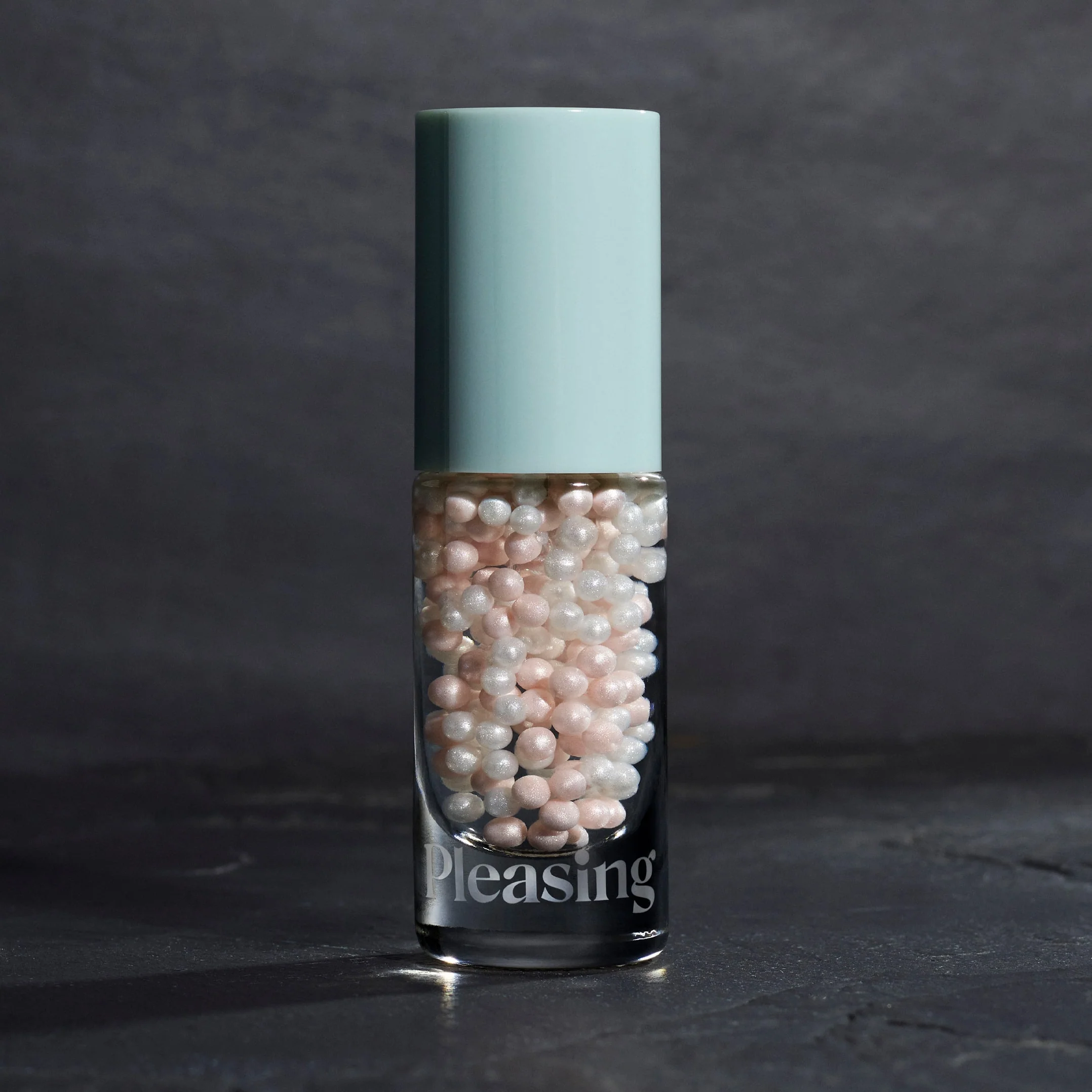 The Pearlescent Illuminating Serum - Image 3